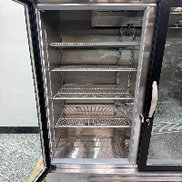 Fisherbrand Isotemp double-door laboratory refrigerator image 3